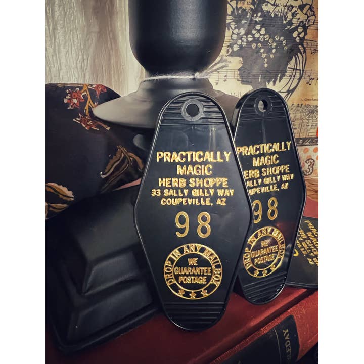 Vintage Bliss - Wholesale Keychain - Unisex - Practically Magic Motel Key Fob2