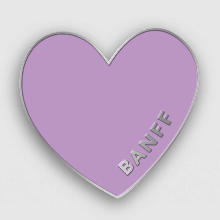 Alfiler esmaltado en forma de corazón para venta al por mayor de Wildly Supply Co.