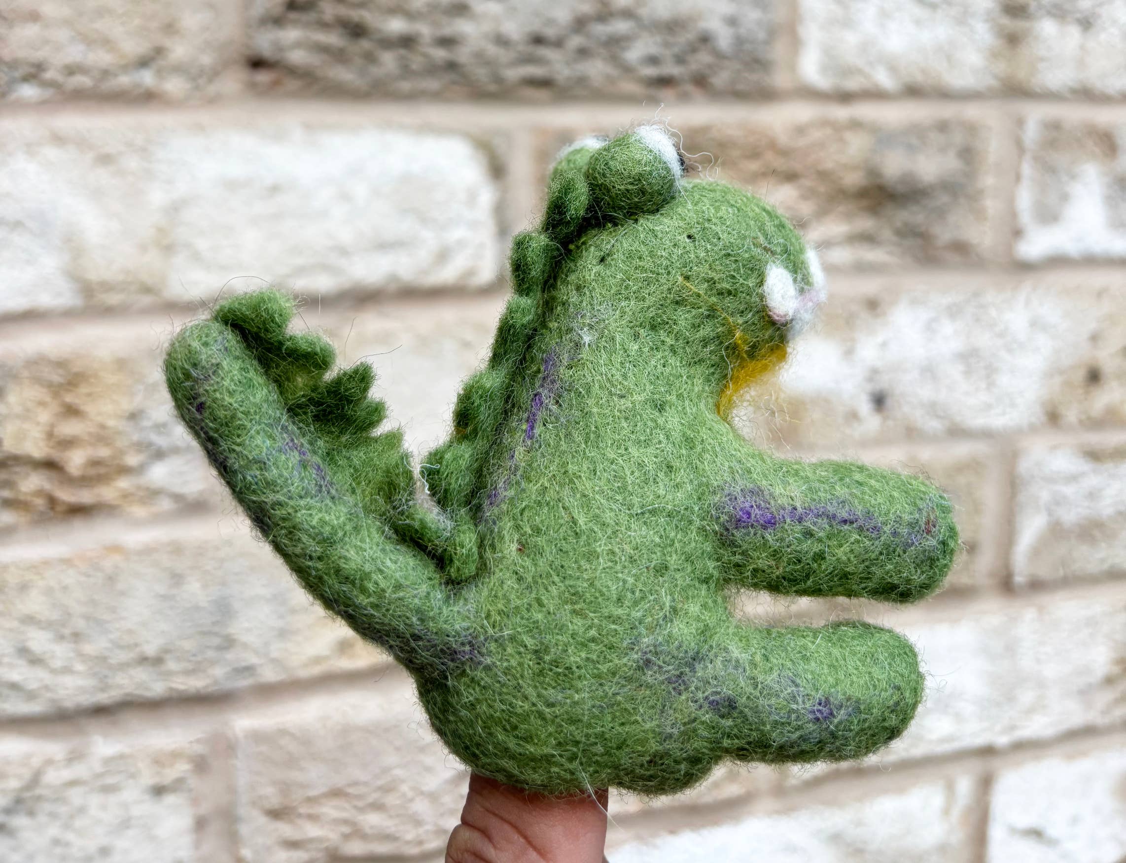Everest Pet Supply & Gifts - Wholesale Finger Puppet - Kids & Baby - Crocodile Finger Puppet, Handmade, Needle Felted, 100% Wool2
