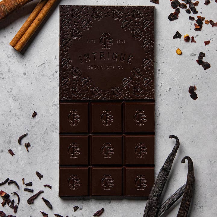 Intrigue Chocolate Co. - Wholesale Chocolate Bar - Guajillo Chili, Hibiscus, Cassia Cinnamon, Vanilla Bean Bar1