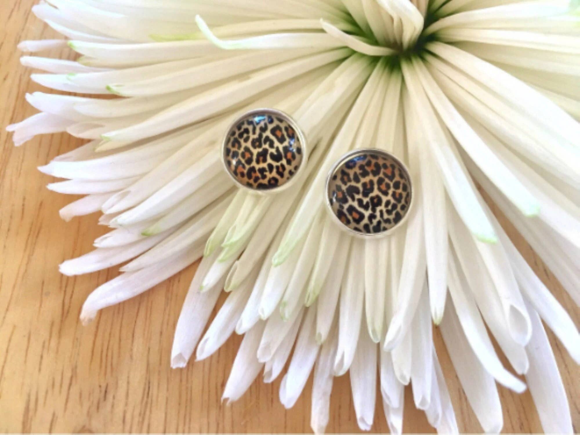 Polka Dot Drawer – Brincos de pino por atacado – Brincos de chita, brincos de 12 mm, brincos brilhantes