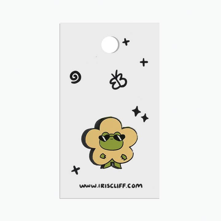 Épingle en émail « Frog Flowers » pour la vente par Iris Running Thunder