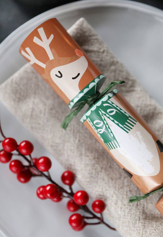 Celebration Crackers – wholesale Party gift – Catering Crackers - 10"  Santa & Reindeer (50pcs) FSC Mix1