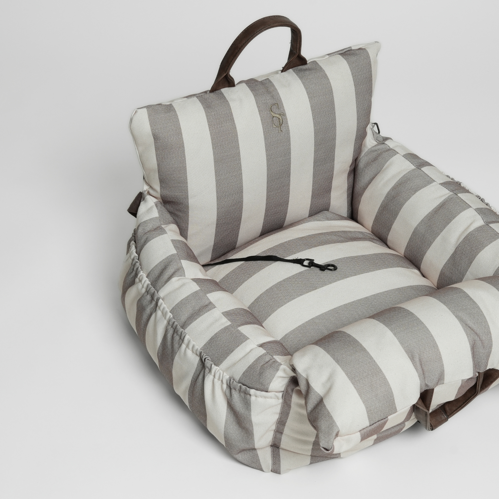 Staey - Wholesale Pet Carrier - Dog - Lara Car Seat | Striped 2.04