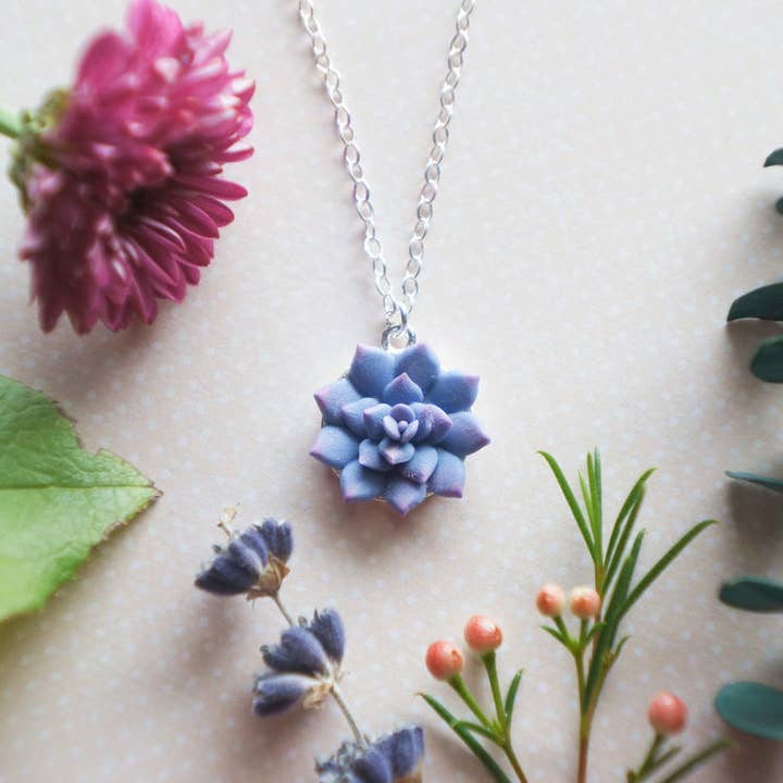 Collana Petite Disc per la vendita all'ingrosso da parte di Colourful Blossom