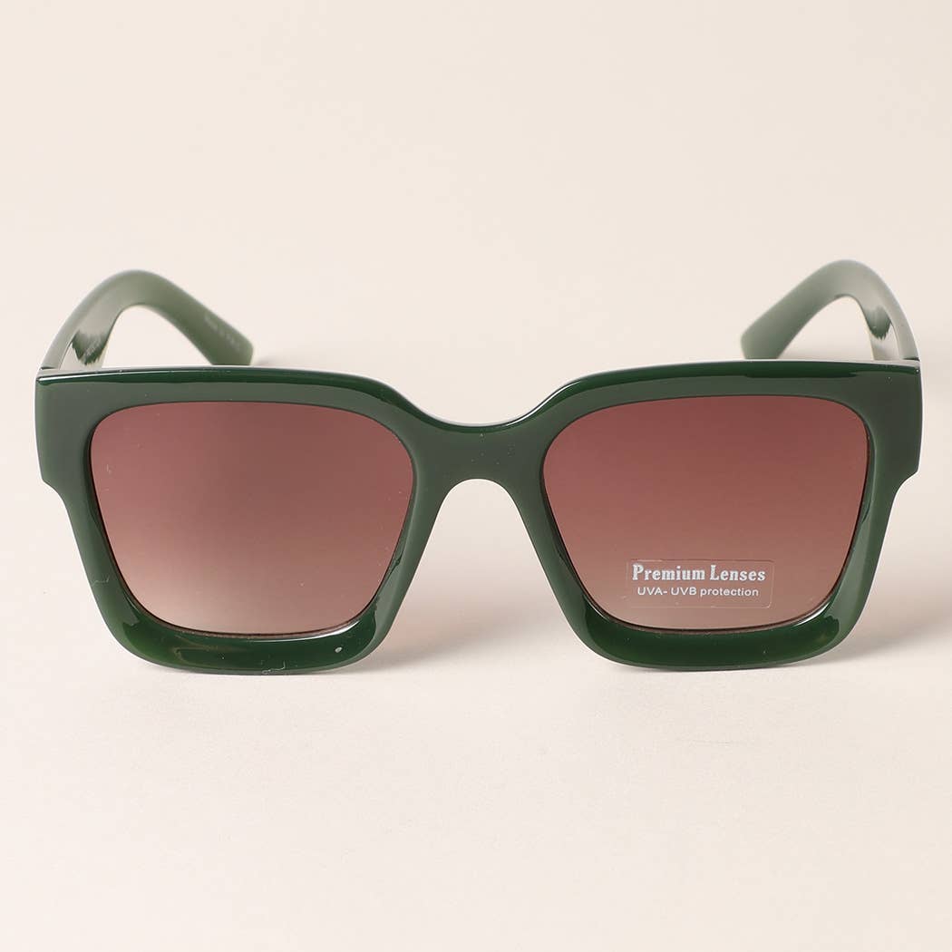 12 OLIKA FÄRGER Överdimensionerade fyrkantiga solglasögon med tjock ram för wholesale på Faire4