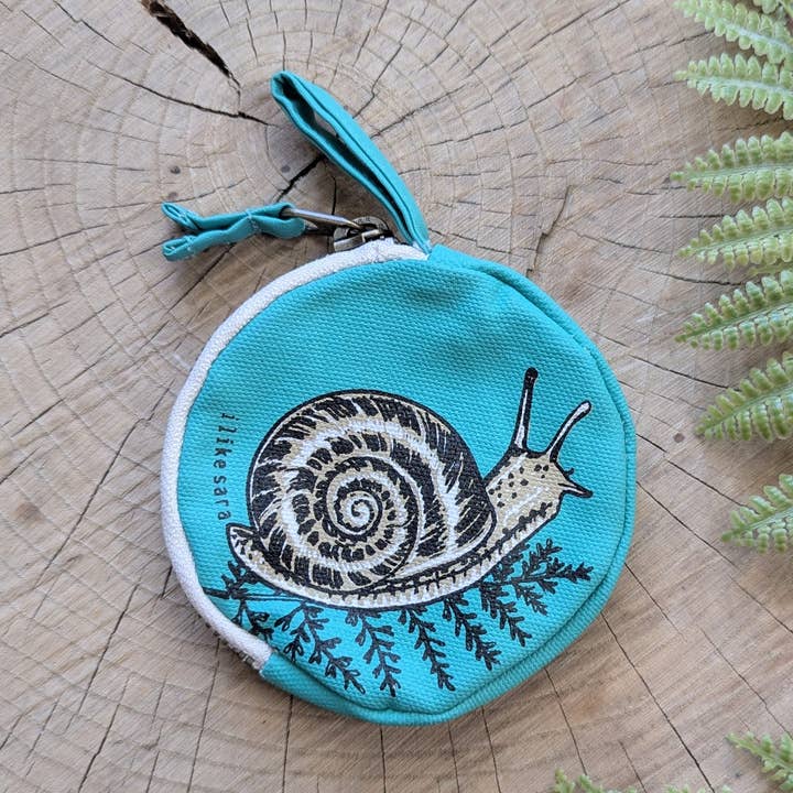 borsellino | lumaca - borsa con cerniera color verde acqua con rivestimento impermeabile per la vendita all'ingrosso da parte di ilikesara | art + goods