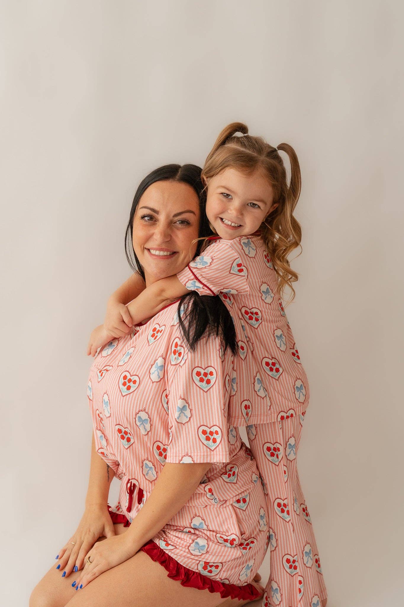 Annie Bean & Co - Wholesale Lounge Set - Women's - Rose & Bow Valentine | Adult Women's Bamboo2