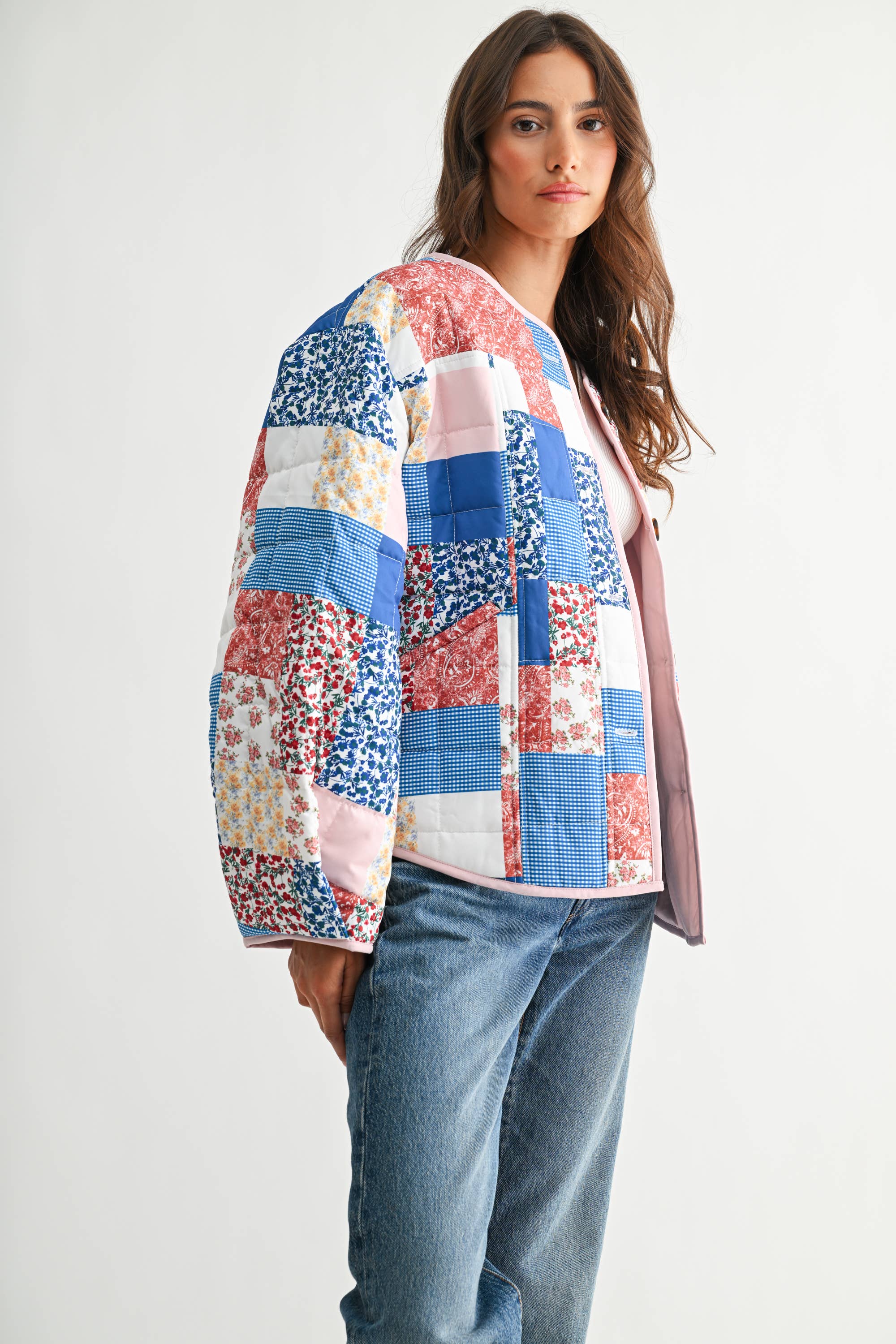 BLUE MULTI CJJ26871 PATCHWORK BLISS QUILTED JACKET for wholesale on Faire7