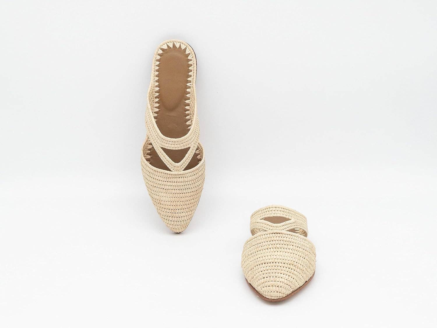 Beige Moroccan Raffia Slippers, Raffia shoes, raffia flats for wholesale on Faire2
