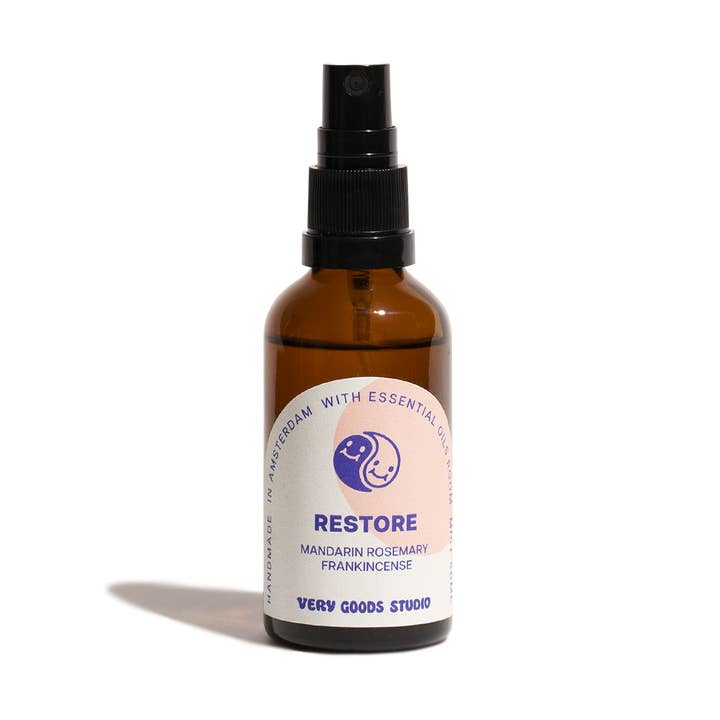 RESTAURER/50ml/CHAMBRE & BRUME DE LIN pour la vente par Very Goods Studio