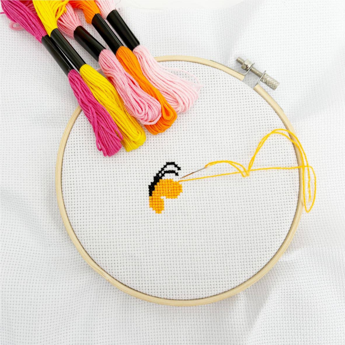 Max-Link Solutions Ltd - Wholesale Craft Sewing Kit - Darnn Aida Cross Stitch Fabric, Two Sizes Cross Stitch4