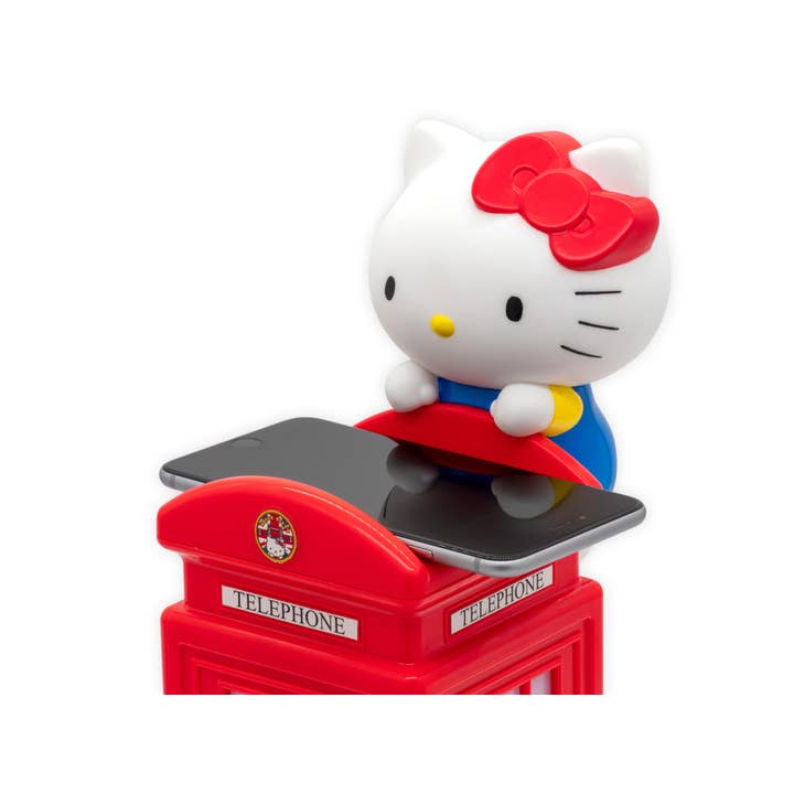 American Hobbies & Merchandising - Wholesale Portable Charger - Hello Kitty Wireless Charger London Phone Booth