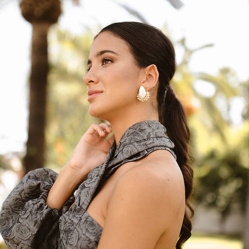 ACUS - Wholesale Dangle Earrings - Gerasa White Pearl Earrings1