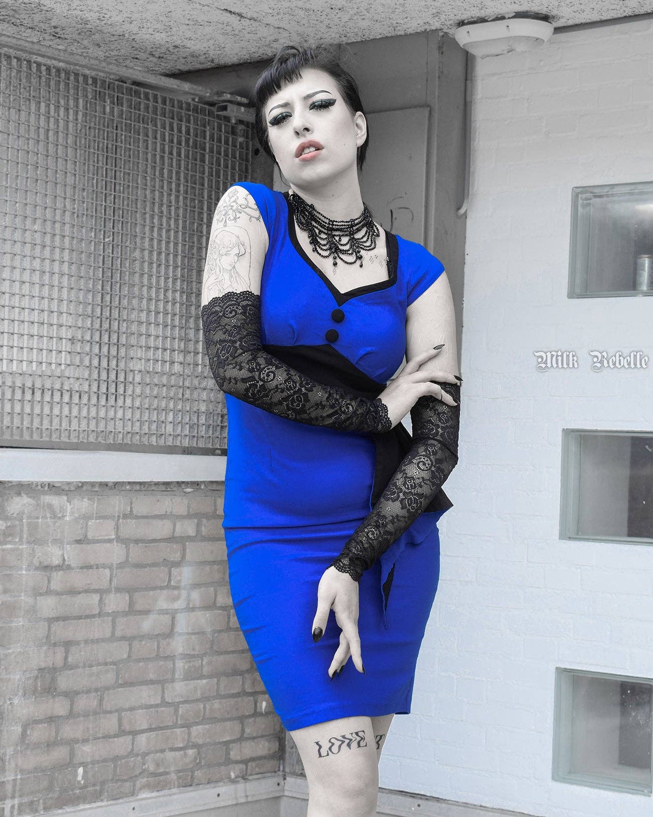 Pamela Mann - Wholesale Gloves - Women's - Lace Pattern Sleeve Gloves2