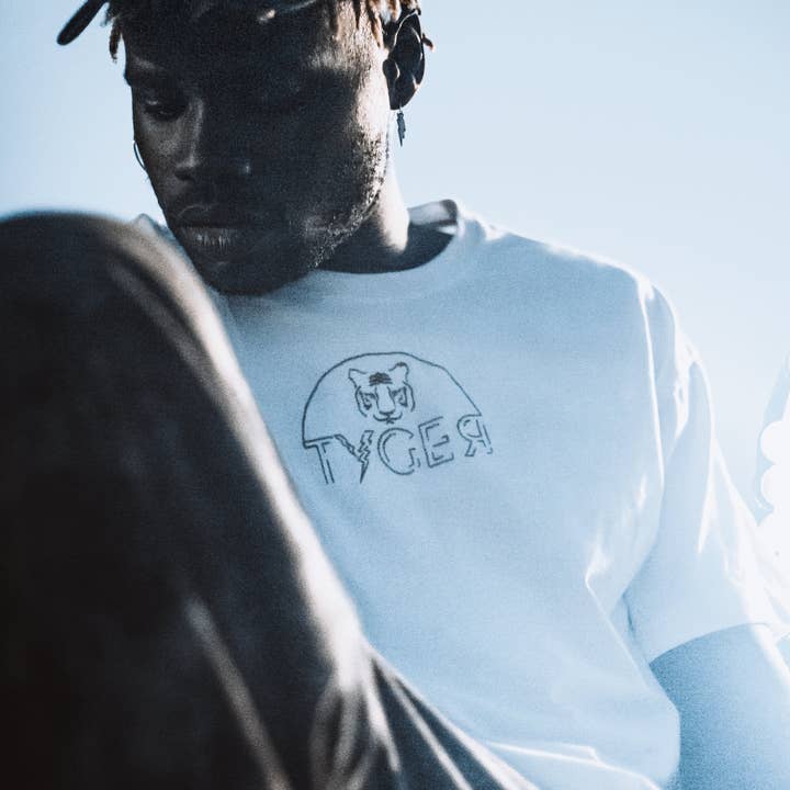 BIANCO T-shirt bianca essenziale Tyger in vendita all'ingrosso su Faire5