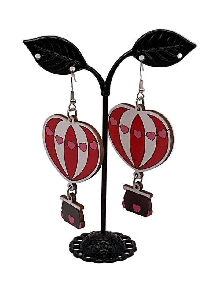 Heart air balloon for wholesale by S and E Hobbies and Collectables