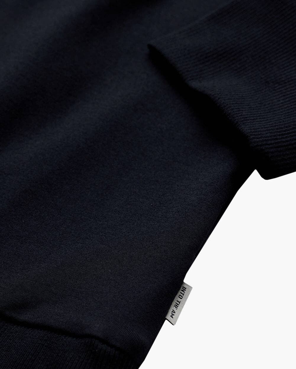 INTO THE AM – wholesale Sportöverdel – Herr – Herrtröja med lång ärm och kvartslång dragkedja6