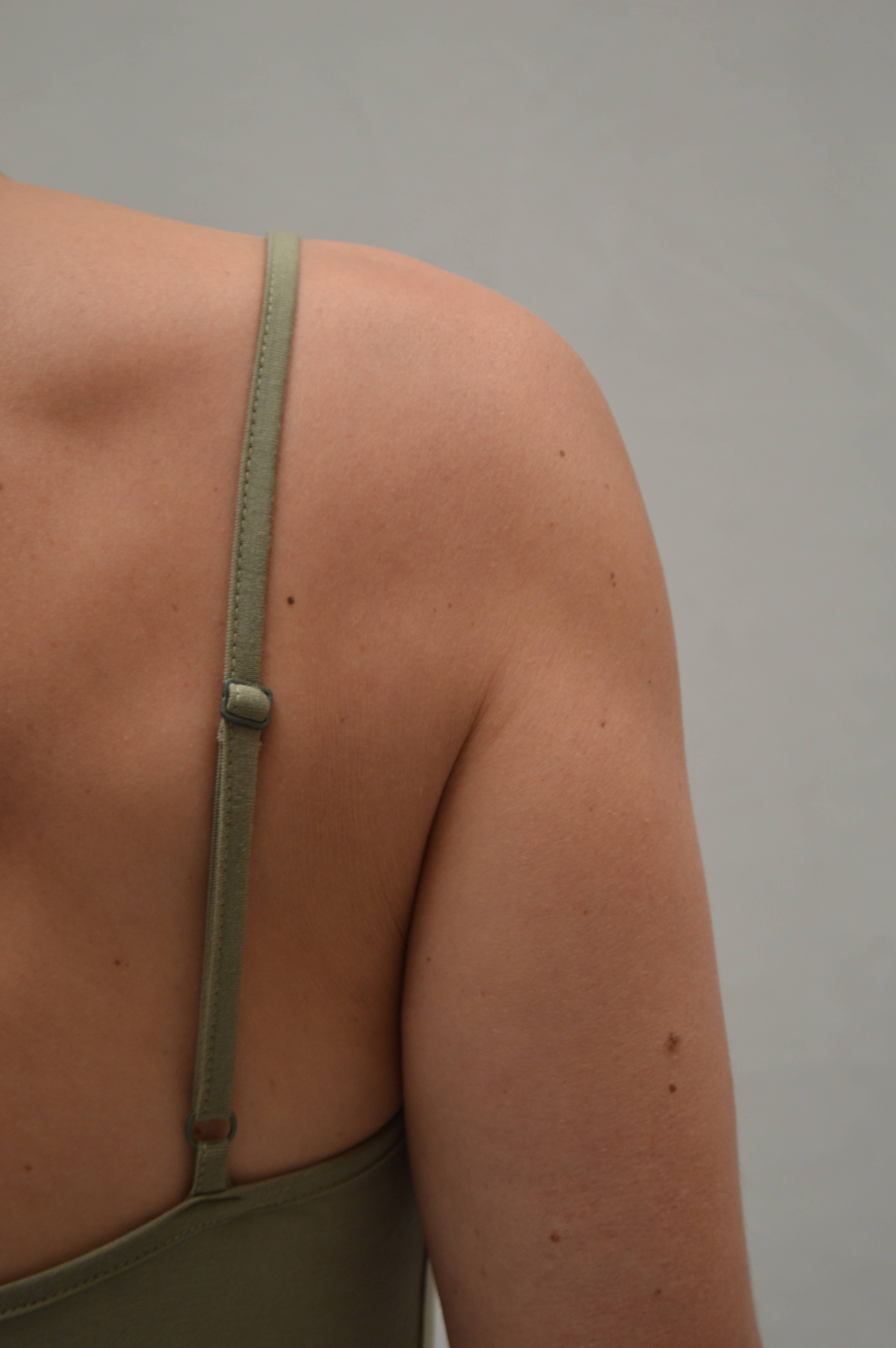 ALMA BASICS - Venta al por mayor Bañador - Mujer - Body cómodo GEORGIA con tirantes finos5