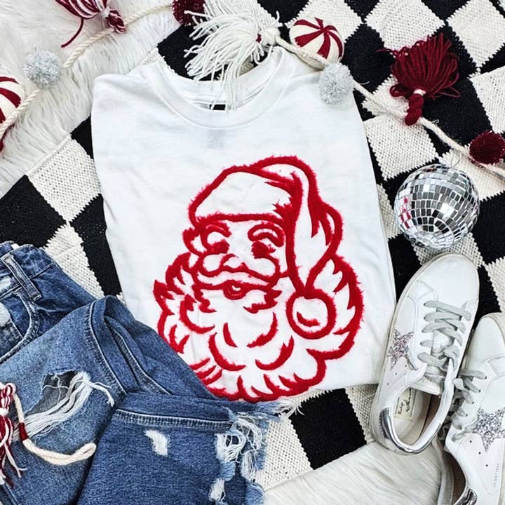 Flauschiges Vintage-Santa-T-Shirt für den Großhandel von Trendy Tee Co.