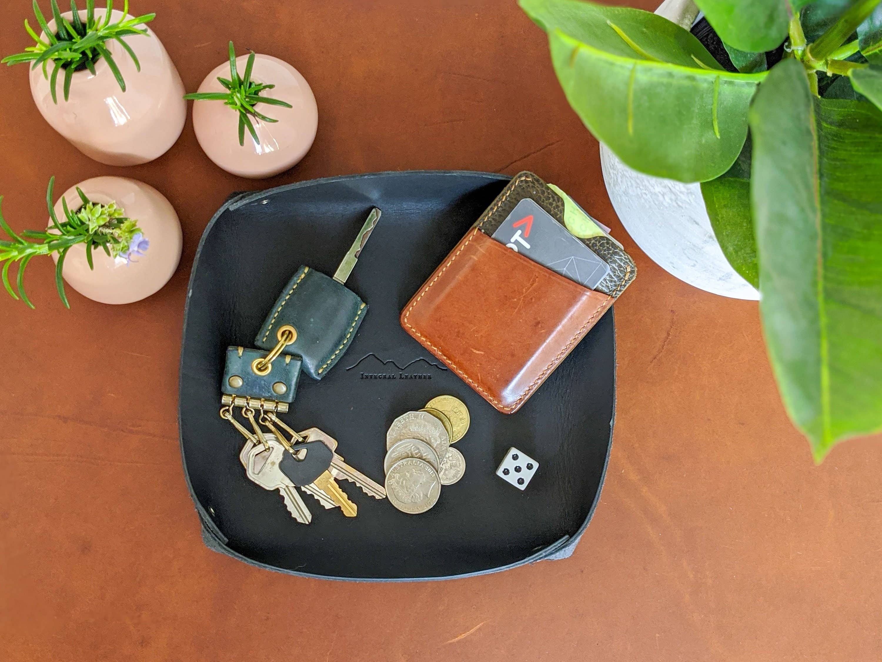 Integral Leather – wholesale Desk tray – Leather Valet Tray | Personalised Catchall | Desk Organiser | DND Dice Tray |6