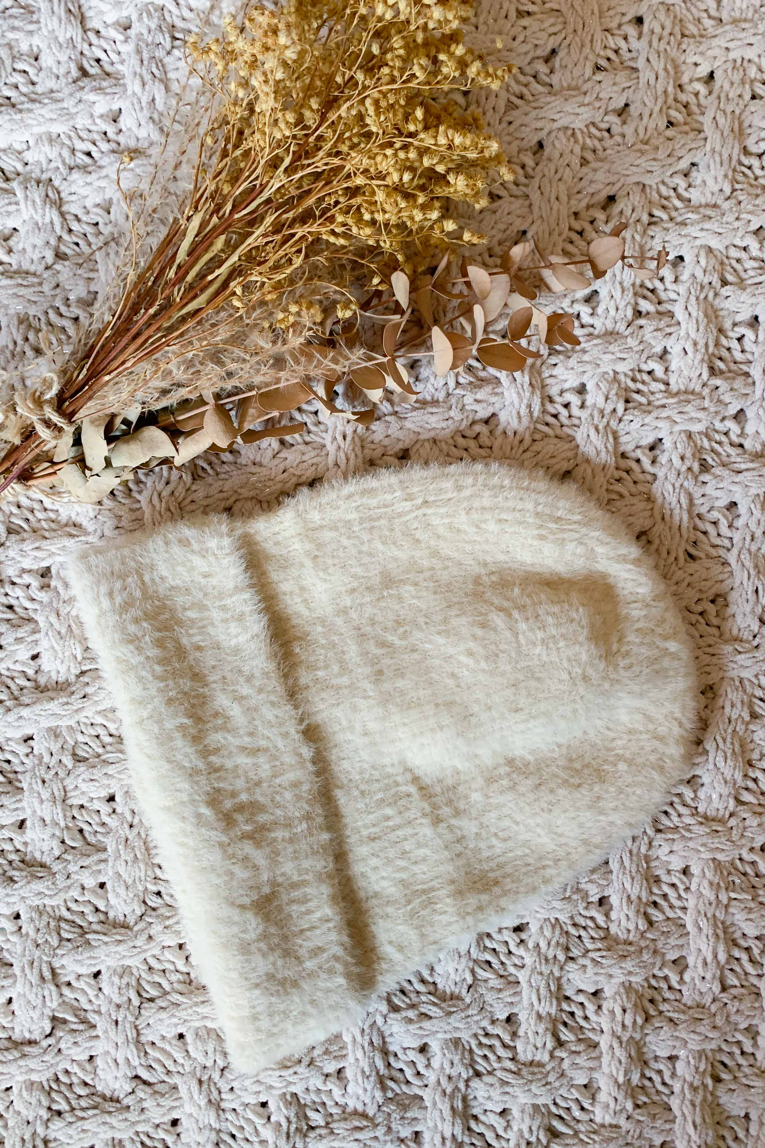 AMOLI - Wholesale Beanie - Women's - Soft Warm Ribbed Fuzzy Faux Angora Beanie8