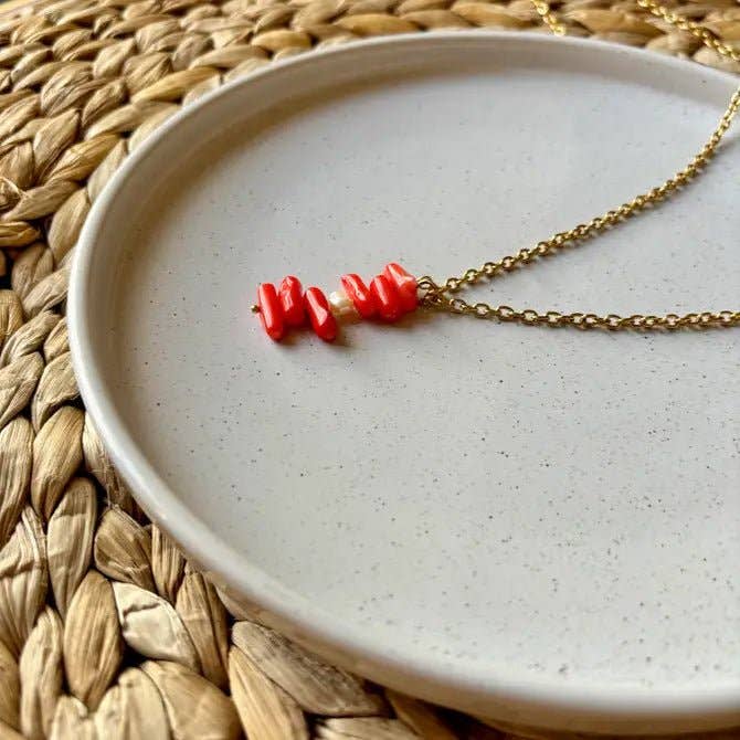 OE! - Venta al por mayor Collares de cuentas/perlas - COSMOPOLITAN - Collar de coral bambú y perlas de río3