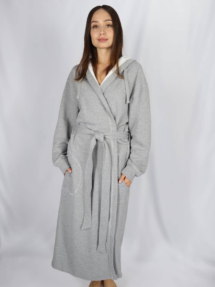 Mansfield Luxe Lounge - Wholesale Robe - Unisex - The Sweatshirt Robe1