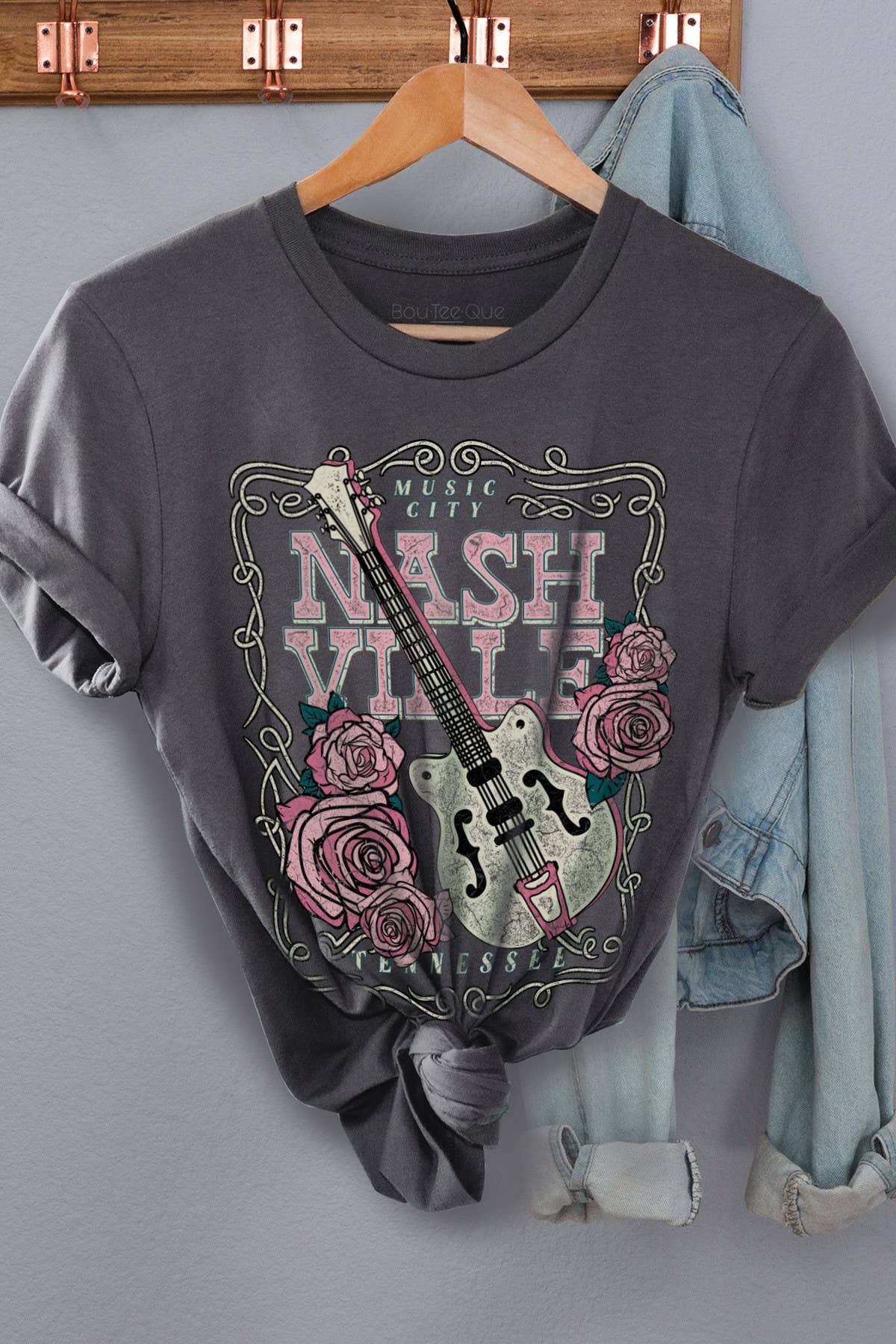 BouTeeQue Closet - Wholesale Screen Printed T-Shirt - Women's - 1066T - Nashville1