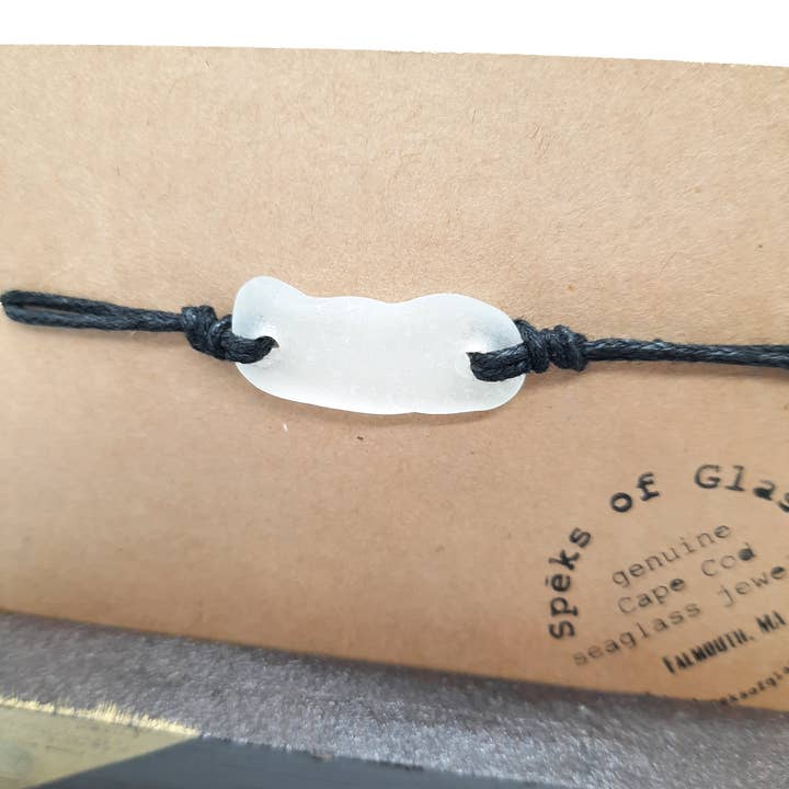 Speks of Glass - Wholesale Beaded Bracelet - Genuine Seaglass Bracelet: White1