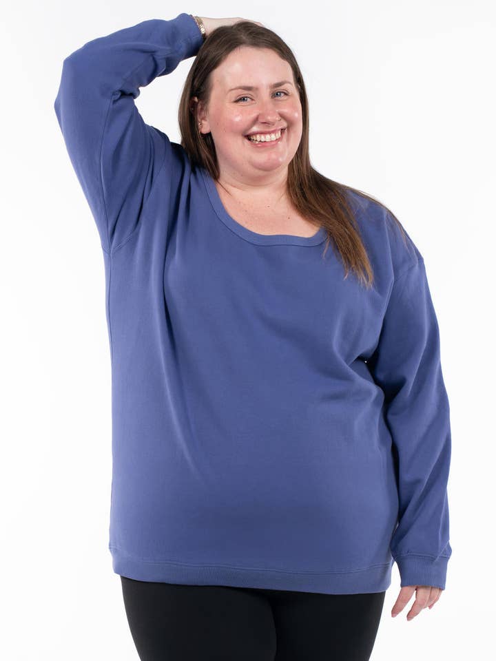 Felpa girocollo per la vendita all'ingrosso da parte di SweetLegs Clothing Inc