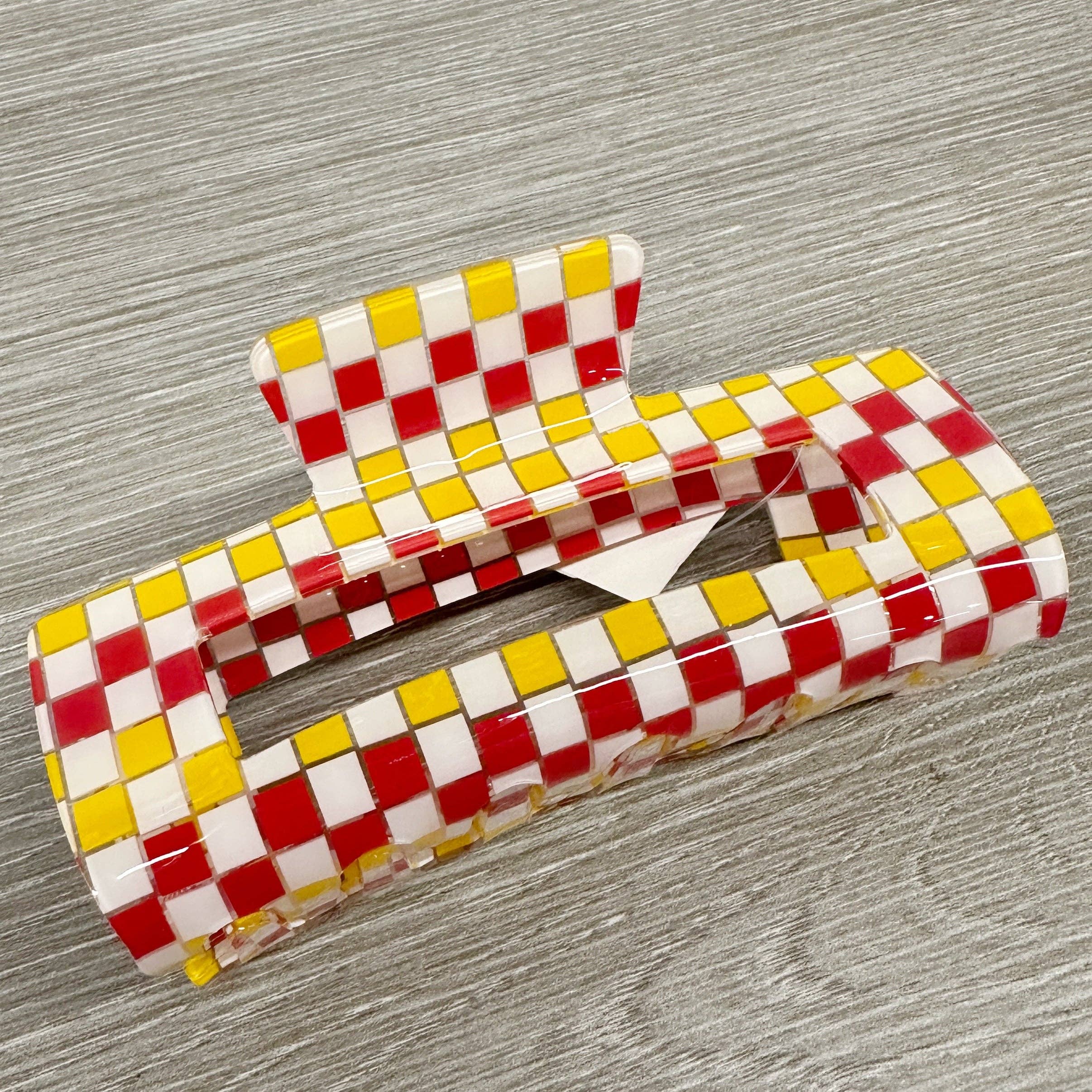 Designed To Flaunt - Wholesale Hair Clip - Women's - Red Kingdom Clip1