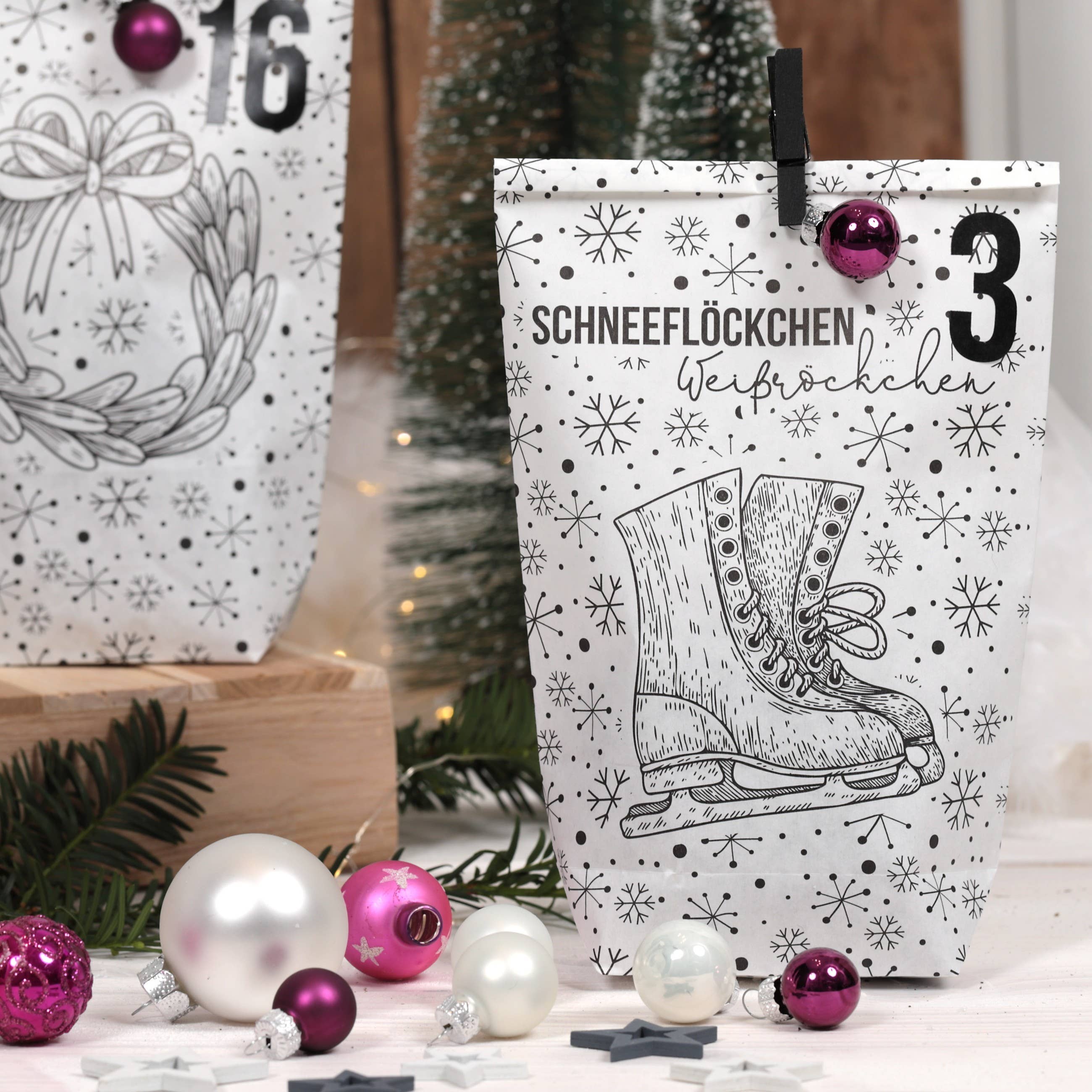 Papierdrachen - Wholesale Advent Calendar - Adv Printed bags white classic Christmas designs - set3