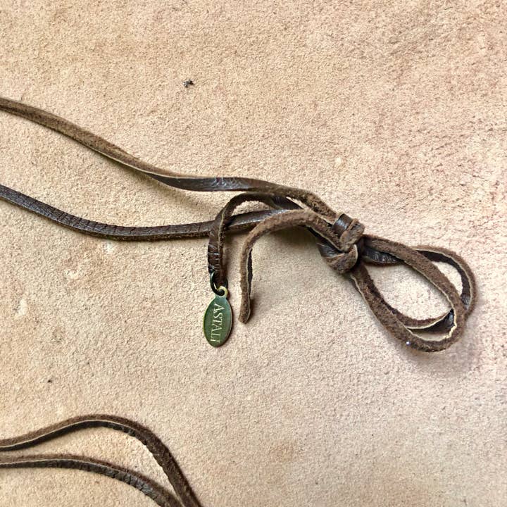 ASTALI - Wholesale Pendant/Charm Necklace - Vintage Pocket Knife & Coyote Tooth Necklace, Pyrite, Real12