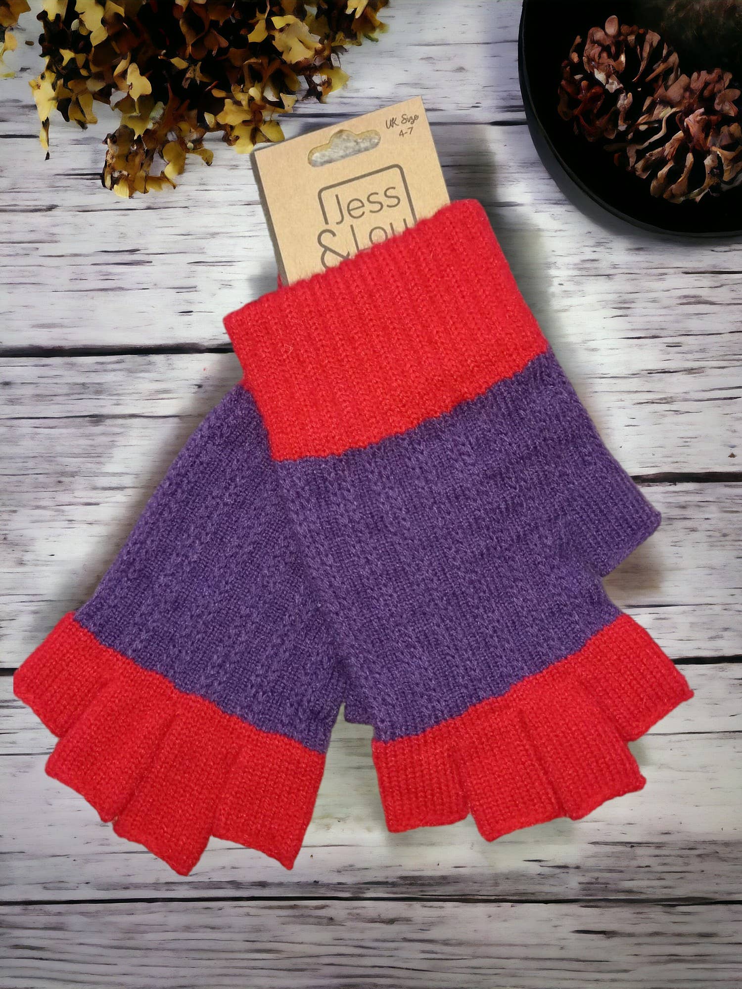 Jess & Lou – wholesale Gloves – Women's – Colour Block Fingertip-less Gloves 4