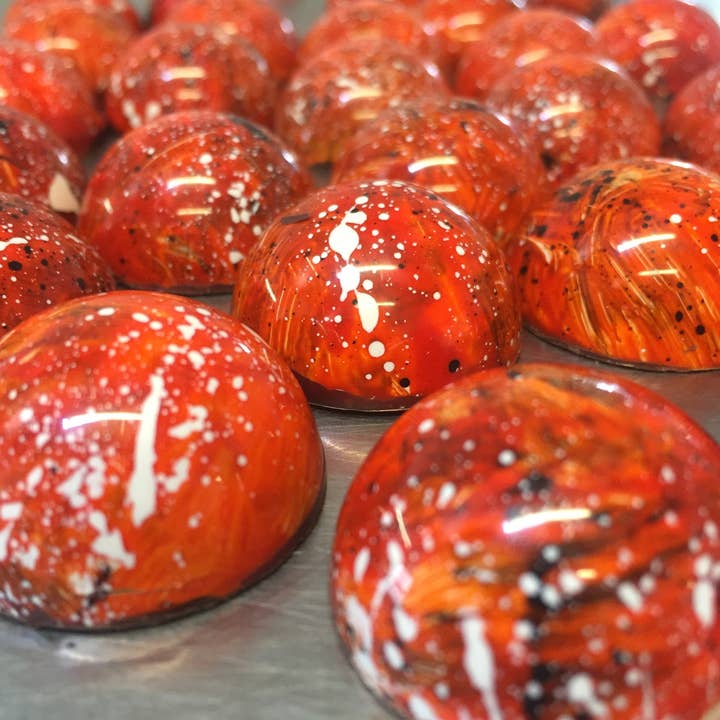 Twenty-Four Blackbirds - Wholesale Chocolate-covered sweets - Spicy Togarashi Caramels 3 pc3