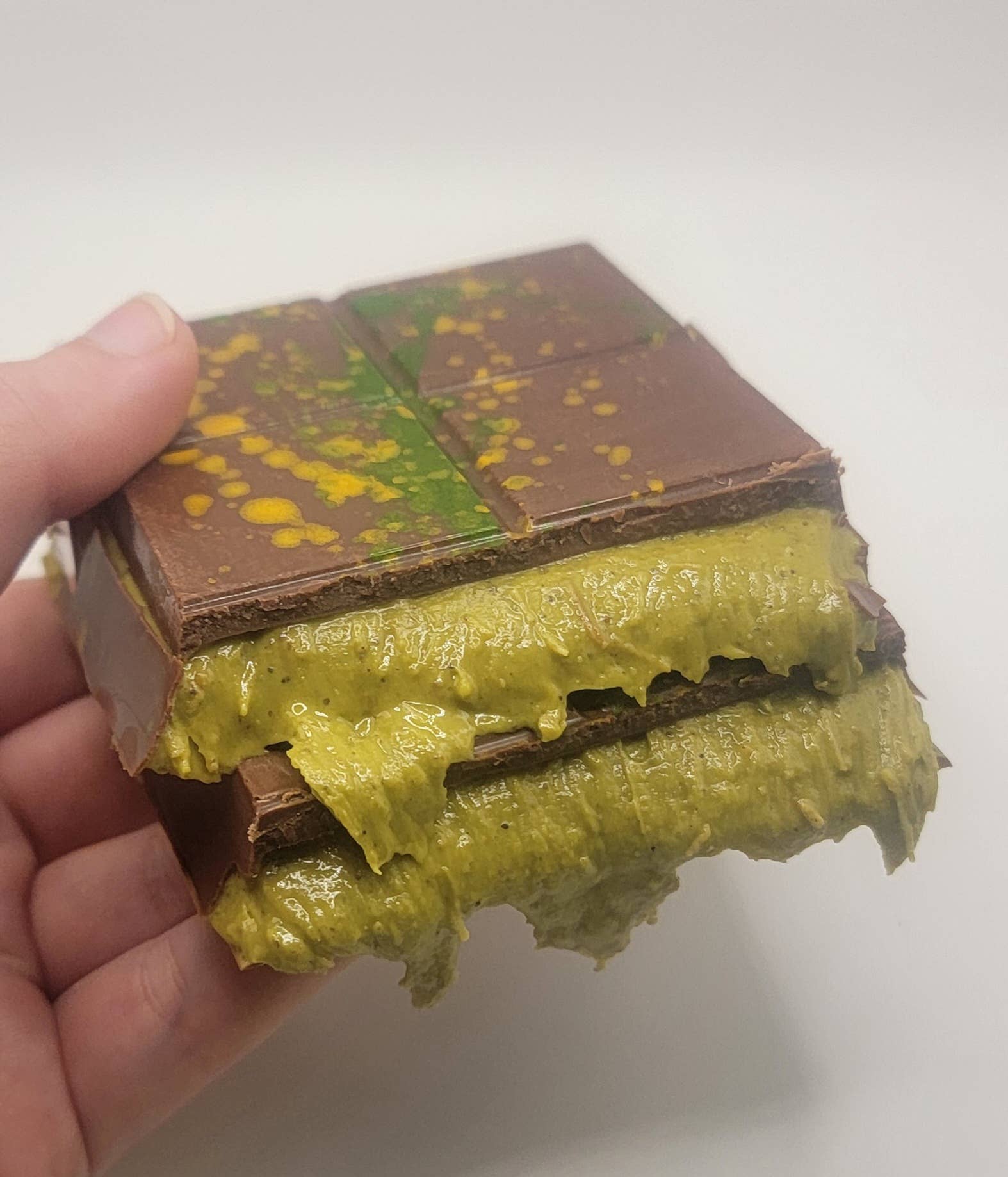 Fable & Cacao - Wholesale Chocolate Bar - Dubai Pistachio Chocolate Bar3