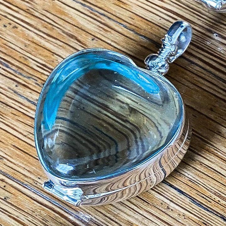 Heart Locket for Gemstones Heart Shaker Locket for Lovers for wholesale by Mon Bijoux