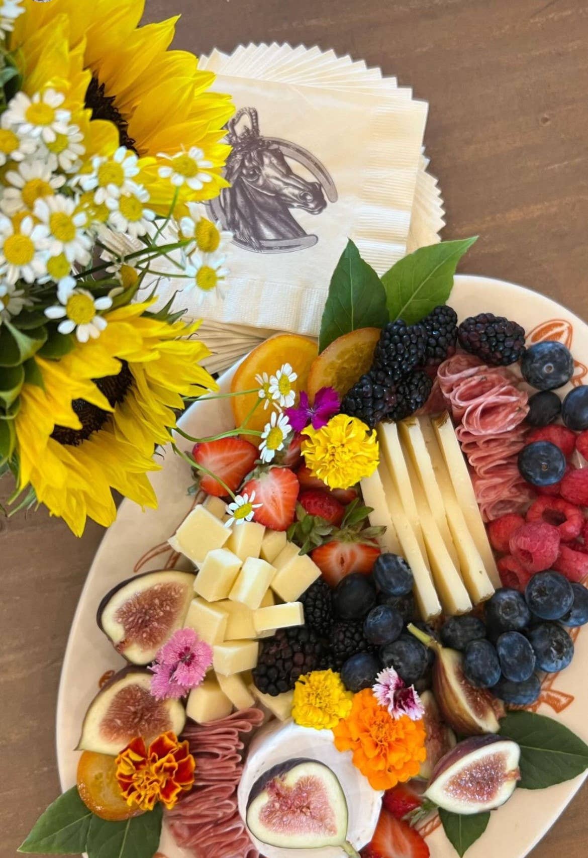 Alexa Pulitzer - Wholesale Disposable Napkin - Royal Horse Beverage Napkins3