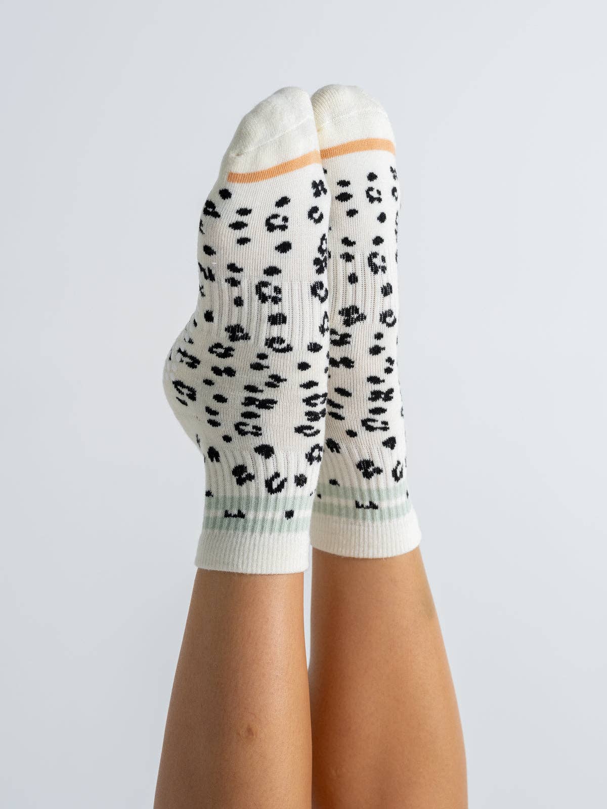 Reformer Loops – Großhandel Socken – Damen – Tier-Print2