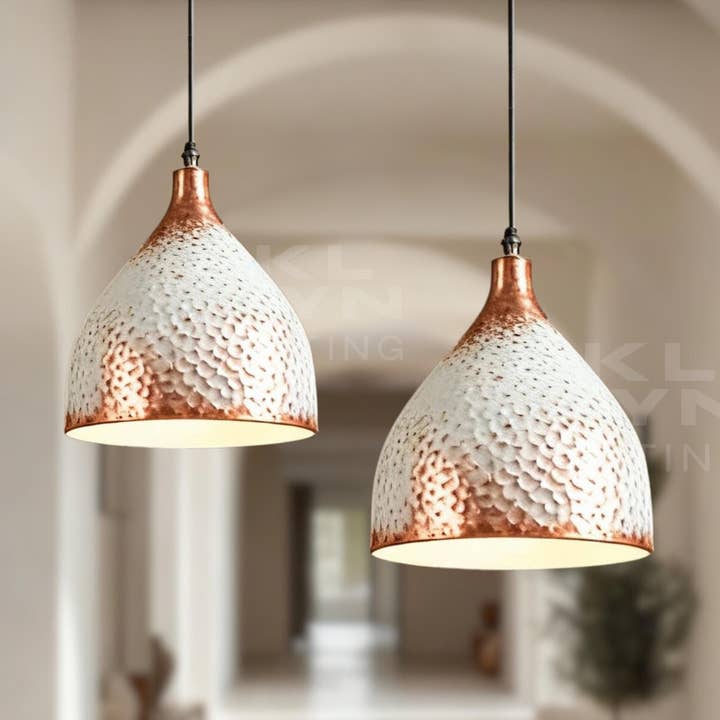 Suspension élégante en laiton fait main pour cuisine. pour la vente par NOMAD&FASHION