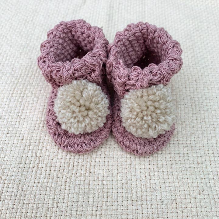 Gooseberry fool - Vendita all'ingrosso Stivaletti - Neonati - Scarpine per neonati in cotone biologico con pompon12