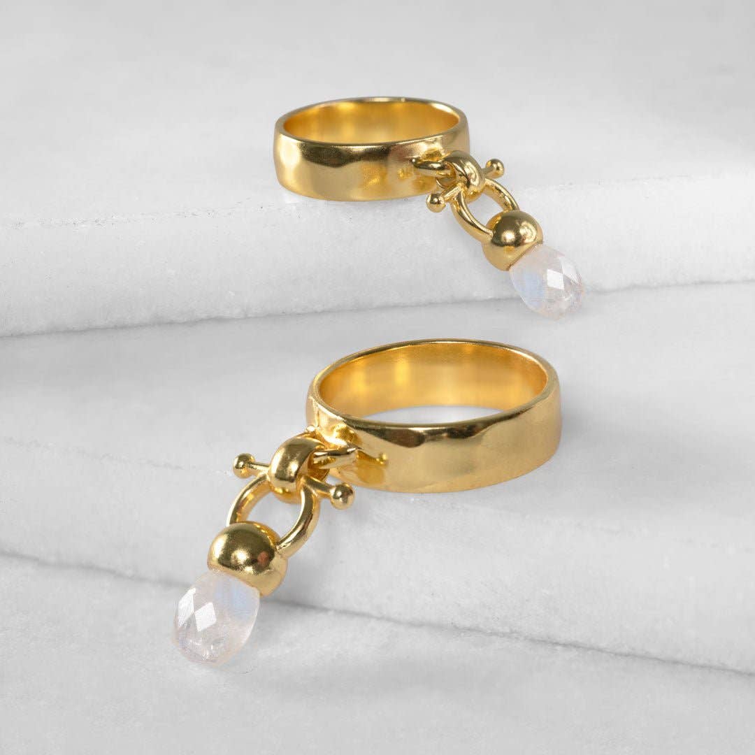 URBAN-EQUESTRIAN – wholesale Single stone/solitaire ring – Brio - Moonstone Horse Bit Equestrian Ring in Gold3