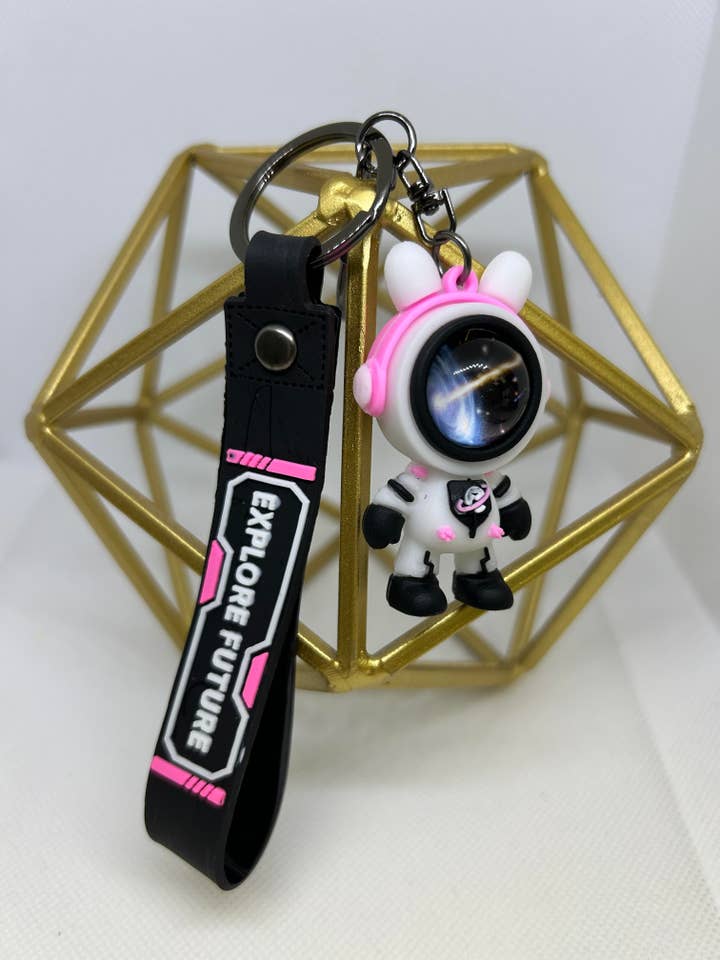 3D Astronaut Bear Keychains for wholesale by SAVIOL