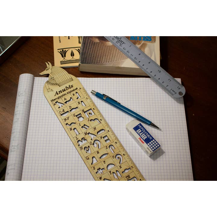 Discoveries, Inc. - Venta al por mayor Plantilla/troqueles - Plantilla/Regla Jeroglífica de Madera - Dios Egipcio Anubis - 12"1