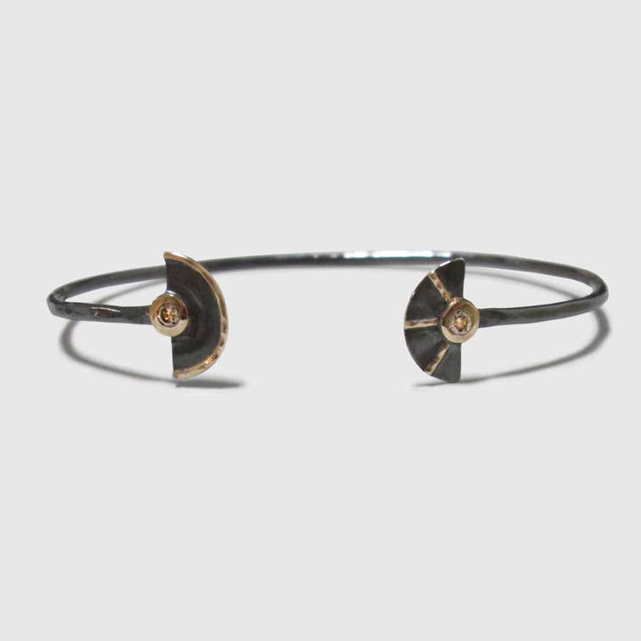 MANCHET MET HALVE ROTATIE voor wholesale door House Of Snakes