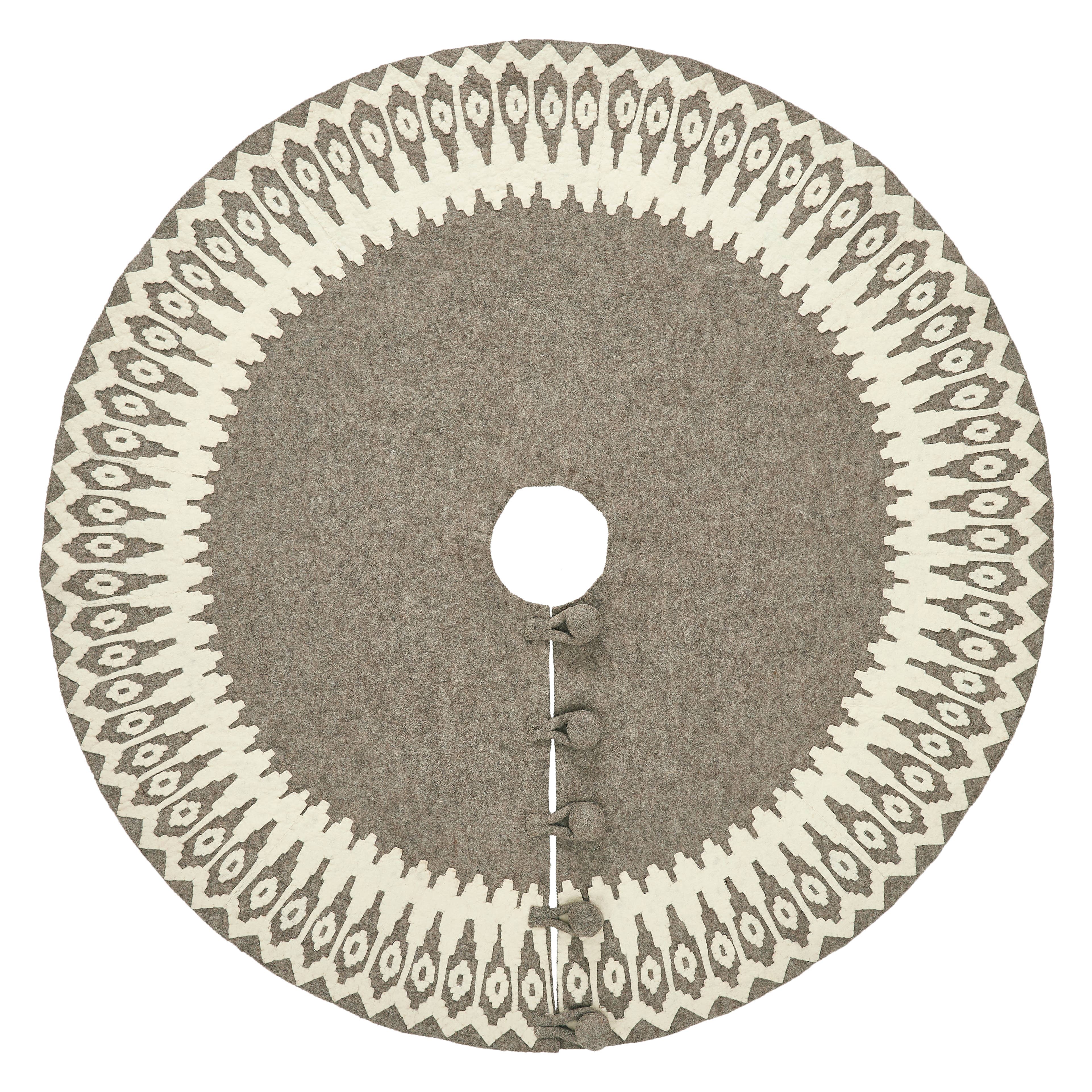 Arcadia Home – Großhandel Baumrock – Handgefilzte Weihnachtsbaumdecke aus 100 % nachhaltiger Wolle im skandinavischen Design8