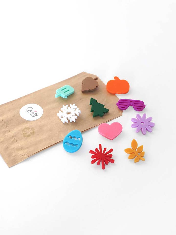 Kit de démarrage : Charms • 12 charms pour tableau de lettres = 1 an de décoration maison DIY mignonne pour la vente par Candy Letters