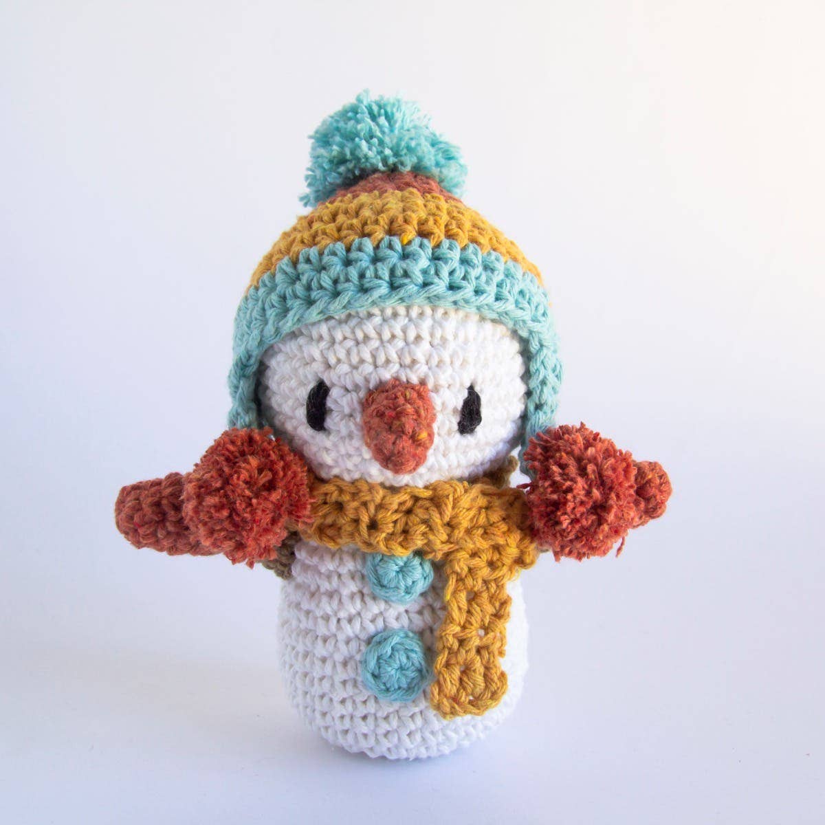 Hoooked Yarns - Vendita all'ingrosso Kit per lavoretti fai da te - Kit all'uncinetto fai-da-te Winter Snowman Jingle3