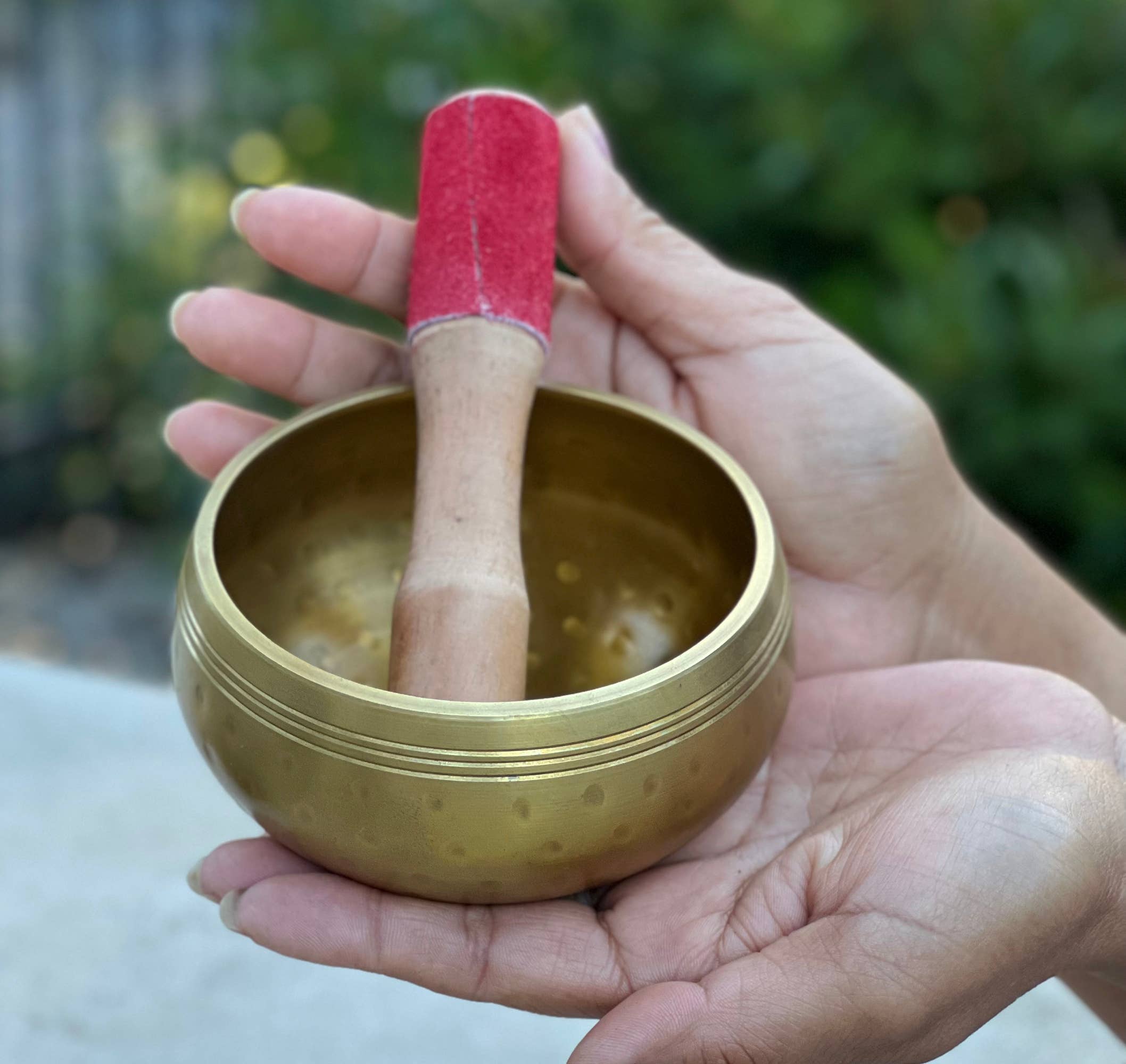 Lungta Imports - Wholesale Meditation Supplies - Tibetan Ring Gong Meditation Singing Bowl Complete Set13